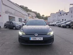 Azul Usado 2022 VW Golf VIII Berlina | 19.999 € (Precio justo)