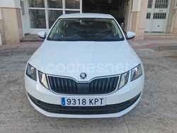 Blanco Usado 2018 Skoda Octavia Ambition Berlina | 12.000 € (Precio justo)