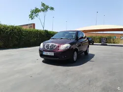 Granate Usado 2008 Lancia Ypsilon Utilitario | 3600 € (Precio justo)