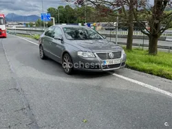 Gris / plata Usado 2006 VW Passat Highline Berlina | 4200 € (Un poco caro)