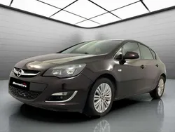 Marrón Usado 2013 Opel Astra Selective Utilitario | 7999 € (Precio justo)