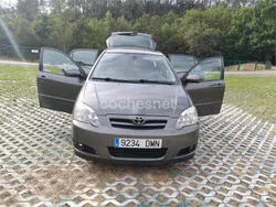 Gris / plata Usado 2005 Toyota Corolla Sol Berlina | 5000 € (Un poco caro)
