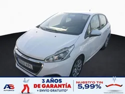 Blanco Usado 2018 Peugeot 208 Active Utilitario | 10.250 € (Precio justo)