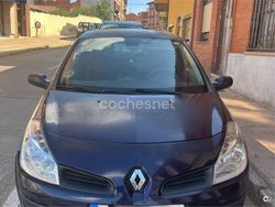 Azul Usado 2007 Renault Clio II Exception Berlina | 5000 € (Caro)