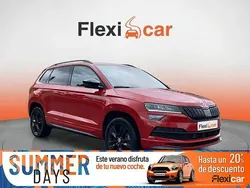 Rojo Usado 2022 Skoda Karoq SportLine SUV | 26.490 € (Caro)
