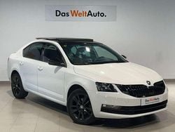 Blanco Usado 2020 Skoda Octavia Ambition Utilitario | 17.490 € (Precio justo)