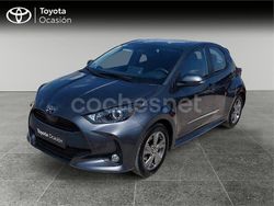 Gris / plata Usado 2024 Toyota Yaris Hybrid Active Berlina | 22.990 € (Precio justo)
