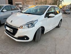Blanco Usado 2018 Peugeot 208 Active Utilitario | 8000 € (Un poco caro)
