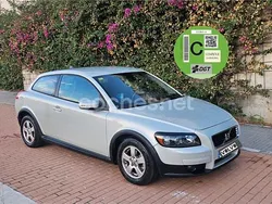 Gris / plata Usado 2007 Volvo C30 Momentum Utilitario | 3999 €