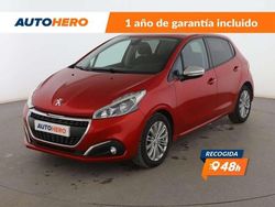 Rojo Usado 2019 Peugeot 208 Signature Sky Utilitario | 9399 € (Precio justo)