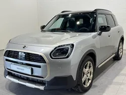 Gris plata Usado 2024 Mini Countryman SUV | 39.590 € (Buen precio)