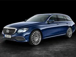 Gris Usado 2017 Mercedes E220 Familiar | 25.900 € (Precio justo)