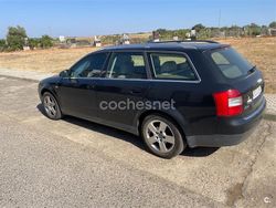 Negro Usado 2002 Audi A4 Familiar | 2700 € (Precio justo)