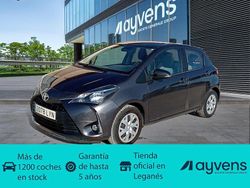 Gris Usado 2019 Toyota Yaris Active Berlina | 15.000 € (Precio justo)