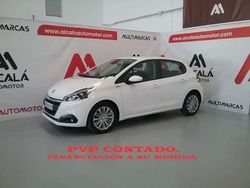 Blanco Usado 2019 Peugeot 208 Signature Sky Utilitario | 8999 € (Precio justo)