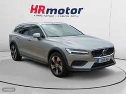 Gris Usado 2023 Volvo V60 Core Familiar | 38.510 € (Precio justo)