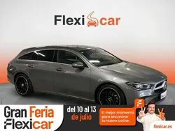 Gris Usado 2021 Mercedes CLA200 Shooting Brake Familiar | 29.490 € (Buen precio)