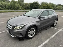 Gris / plata Usado 2016 Mercedes GLA200 SUV | 19.200 € (Buen precio)