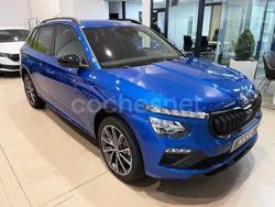 Azul Nuevo 2025 Skoda Kamiq Sport SUV | 28.900 € (Caro)