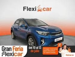 Azul Usado 2022 Kia Stonic Plus SUV | 14.990 € (Precio justo)