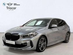 Gris Usado 2024 BMW 118 Shadowline Utilitario | 31.900 € (Precio justo)