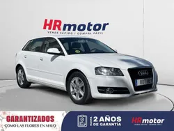 Blanco Usado 2011 Audi A3 Sportback Attraction Utilitario | 9890 € (Buen precio)