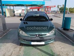 Verde Usado 2002 Peugeot 206 Berlina | 1600 € (Buen precio)