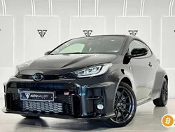 Negro Usado 2022 Toyota Yaris Utilitario | 39.900 € (Caro)