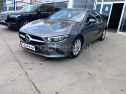 Gris / plata Usado 2022 Mercedes CLA200 Berlina | 26.500 € (Buen precio)