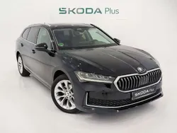 Negro Usado 2024 Skoda Superb Selection Familiar | 36.750 € (Super precio)