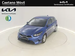 Azul Usado 2024 Kia Ceed Utilitario | 20.990 € (Un poco caro)