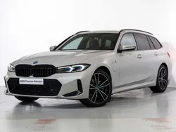 Blanco Usado 2024 BMW 330e Comfort Edition Familiar | 48.975 €