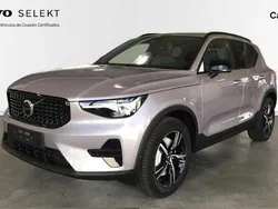 Plateado Nuevo 2025 Volvo XC40 Plus SUV | 39.700 € (Buen precio)