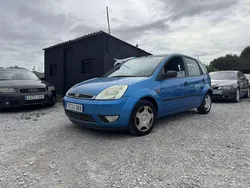 Azul Usado 2005 Ford Fiesta Ghia Utilitario | 2900 € (Precio justo)