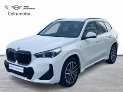 Alpinweiß (sólido) Usado 2024 BMW X1 Comfort Edition SUV | 43.900 € (Super precio)