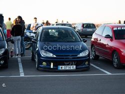 Azul Usado 1999 Peugeot 206 Berlina | 3050 €