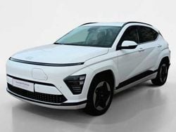 Atlas white Usado 2024 Hyundai Kona SUV | 37.500 €