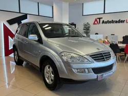 Gris / plata Usado 2011 Ssangyong Kyron SUV | 8999 € (Caro)