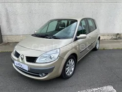 Beige Usado 2008 Renault Scénic II Dynamique Monovolumen | 4650 € (Precio justo)