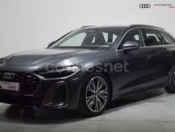 Gris / plata Usado 2024 Audi A5 Ambiente Coupe | 61.476 €