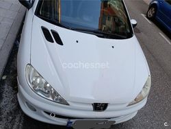 Blanco Usado 2006 Peugeot 206 Berlina | 2200 € (Precio justo)
