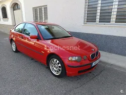 Rojo Usado 2002 BMW 320 Berlina | 2250 € (Buen precio)