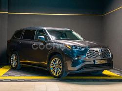 Gris / plata Usado 2022 Toyota Highlander Advance SUV | 42.990 € (Precio justo)