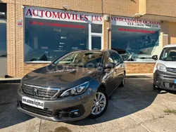 Gris / plata Usado 2021 Peugeot 308 Style Familiar | 10.900 € (Precio justo)