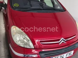 Rojo Usado 2007 Citroën Xsara Picasso Exclusive Monovolumen | 2950 € (Precio justo)