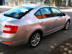 Gris / plata Usado 2014 Skoda Octavia Active Berlina | 9650 € (Precio justo)