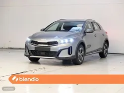 Gris Usado 2023 Kia XCeed SUV | 32.090 €
