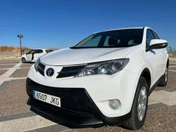 Blanco Usado 2015 Toyota RAV4 Active SUV | 14.999 € (Un poco caro)