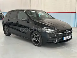 Negro Usado 2021 Mercedes B250e Monovolumen | 24.800 € (Precio justo)