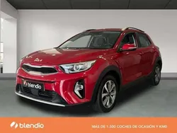Rojo Usado 2023 Kia Stonic SUV | 15.640 € (Precio justo)